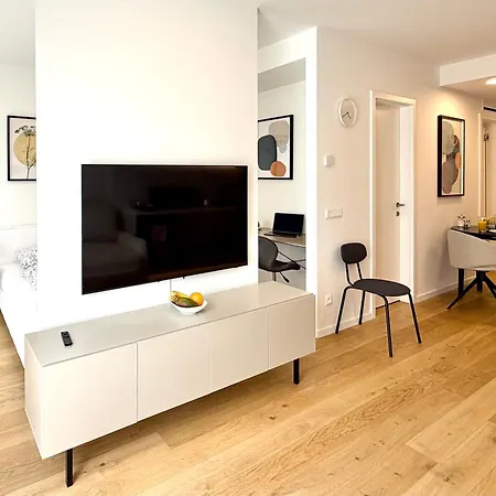 Vydrica - Danubeview Apartament *